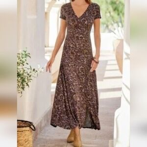 Soft Surroundings Petite Lg Caity Knit Faux Wrap Maxi Dress in Abstract Paisley